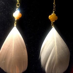Taupe with stone|gold lightweight feather earrings